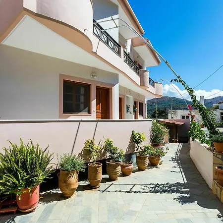 Apartment Monopati *